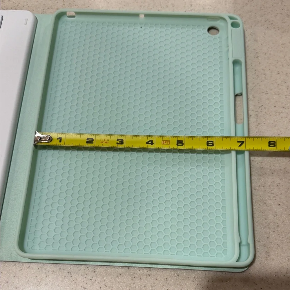 Green and White Bluetooth Keyboard IPad Case